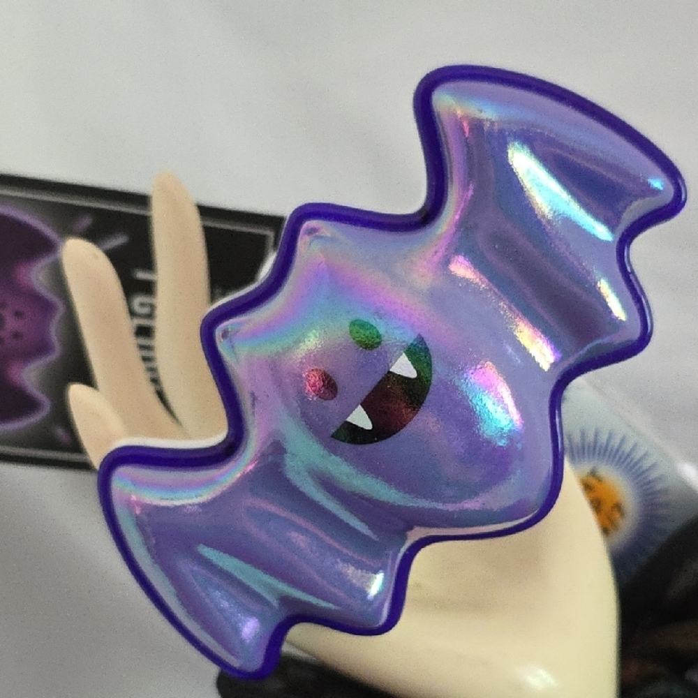 NWT Bath & Body Works Purple Bat Wallflower Plug